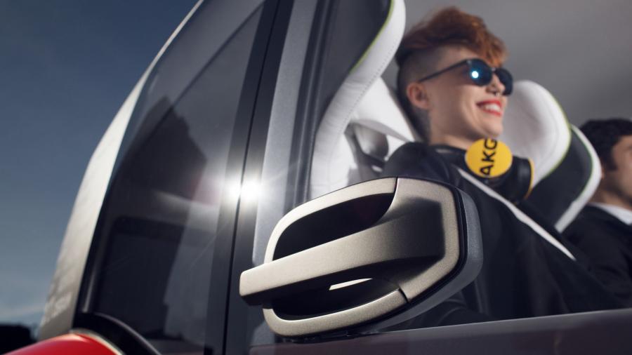 Детали экстерьера Rinspeed Oasis Concept 2016 года  (фото 2 из 27)